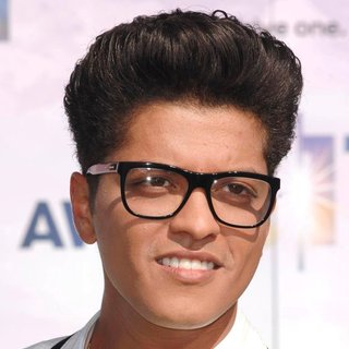 Bruno Mars in BET Awards 2011